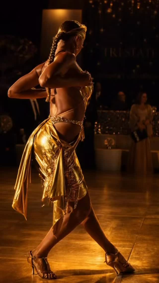 @catherinerosedancewear is back with more gorgeous must-have dresses available at #gowildminneapolisdancesport #2026! Be sure to stop by their booth ๐๐ฅป
๐ธ @fpi_blvd