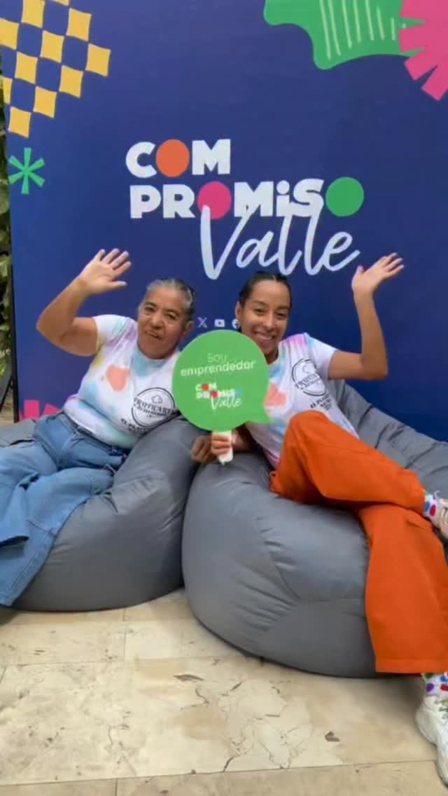 Hoy celebramos el Día del Emprendimiento 💡
Detrás de cada proyecto hay historias de esfuerzo, disciplina y ganas de salir adelante. En Compromiso Valle acompañamos a quienes todos los días le apuestan a sus ideas y las convierten en realidad.
Sabemos que emprender no es fácil. Por eso, impulsamos procesos de formación, herramientas y oportunidades reales para crecer 🚀
Y abrimos espacios donde pueden visibilizar sus productos y servicios, conectar y seguir avanzando.
Esto es posible gracias al trabajo conjunto con nuestros aliados del Eje de Emprendimiento: @camaracali, @fundacioncarvajal, @fundacionwwbcol, @comfandi, @fundacionsidoc, @fundacionfanalca, @fundacion_colombina y @fundacionlevapan. 🤝
Hoy celebramos su talento, su valentía y su impacto.
Descubre y apoya el talento local 👇
www.catalogoemprendedorescv.com o encuentra el enlace en nuestra biografía.
#TodosSomosCompromisoValle
#DíaDelEmprendimiento
#Emprendimiento