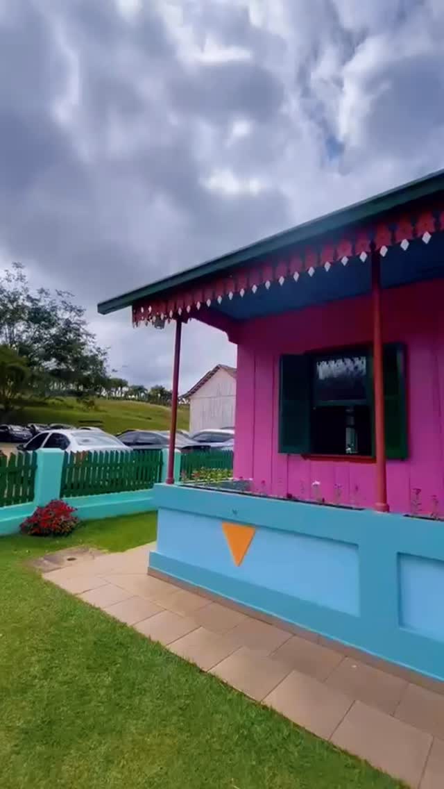 🏡 Nossa festa da família foi um momento super especial de conexão entre amigos, “Tias”, crianças e todos que puderam estar presentes nesse dia tão gostoso e cheio de #UmCalorNoCoração! 🥰
Agradecemos pela presença de todos! Que venham mais momentos e memórias juntos!