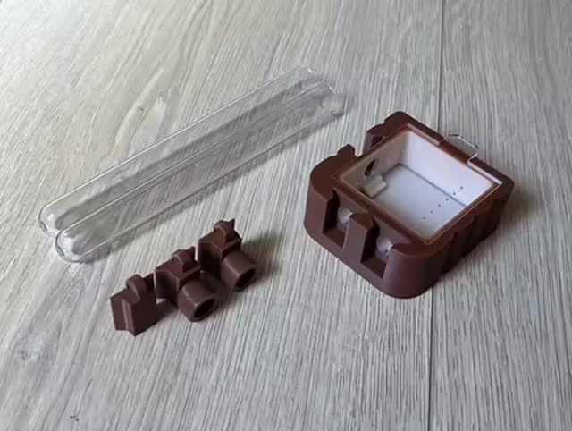 🐜 Modular Launcher Outworld – The perfect start for your ant colony!
Start small, grow big.
The Modular Launcher Outworld is the ideal setup for founding your ant colony.
✔️ Compact and easy-to-use design
✔️ Includes 2 test tubes
✔️ Perfect for starting with a queen
✔️ Combines nest + outworld in one system
👉 How does it work?
Place your queen in one tube and water in the other – that’s all you need to begin.
As your colony grows, you can easily upgrade to a Modular Mini or Modular Small system. The removable lid allows seamless expansion and connection.
💡 Perfect for beginners and experienced ant keepers
💰 Affordable starter setup that grows with your colony
Start your ant colony today 🐜🔥
#antkeeping #ants #antcolony #formicarium #insects