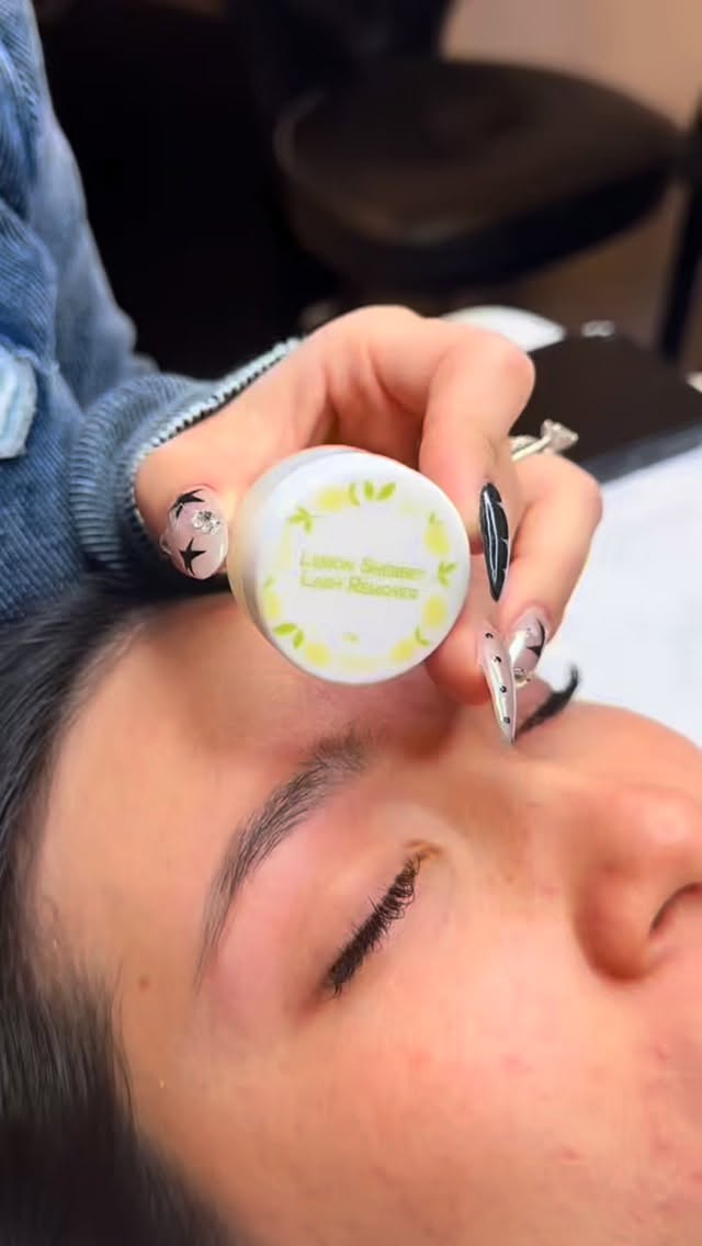 Have you heard about the 2-minute lash remover cream? 🍋
Me.Beauté now has the special Lemon Sherbet Lash Remover - 20g — made in Korea for super quick lash removal without causing stinging to the eyes.
Only a small amount of product is needed, and one box can be used for multiple eyelash removal services, making it a must-have for every lash artist.
Check it out now on the MB website.
LashRemover #LashTech #LashArtist #EyelashExtensions #LashRemoval
