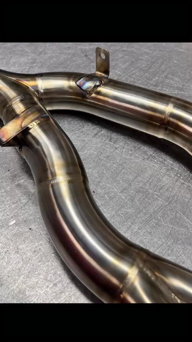 Part 2: Refining the flow 🔧🏍️
A closer look at the finished details from our CBR600RR exhaust build. Redesigned collars, flanges, and baffle - with balance pipes and resonators removed to open up airflow, sharpen response, and bring out real performance.
Audio pulled straight from a video of the bike 🔊🏍️
Less restriction. More intent.
#stainless #titanium #motorcycle #motorsport #welding