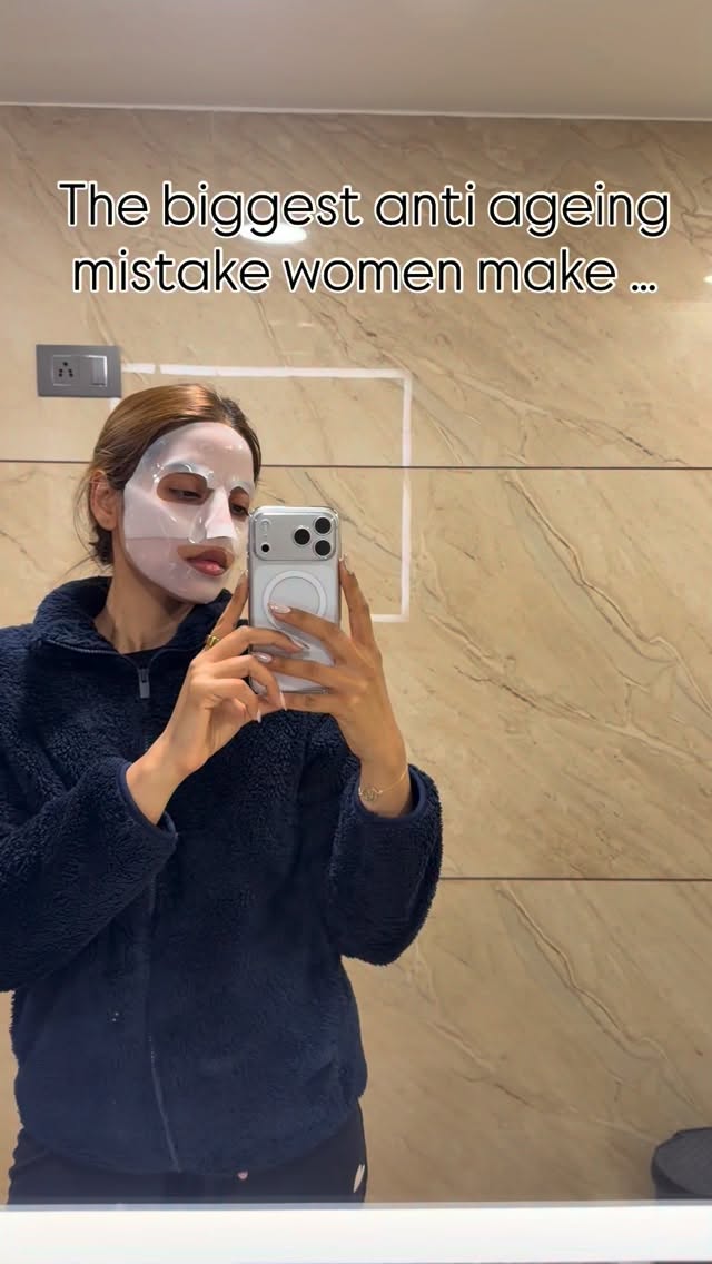 Anti aging is not built in your makeup bag !
It’s built in your habits .
The women who look younger at 40 usually have 4 foundations in place -
They protect their sleep like it’s skincare
They lift weight and maintain muscle
They eat in a way that keeps energy steady instead of spiking all day
They actively reduce chronic stress so inflammation stays low !!
Muscle protects metabolism
Sleep repairs skin and hormones overnight
Stable blood sugar protects collagen
Low inflammation slows visible ageing
If those foundations aren’t solid no supplement or serum can compensate
The Women ageing well aren’t doing extreme bio hacks they’re doing the basic well and consistently
#drshreyamunjral #ageingwell #antiaging