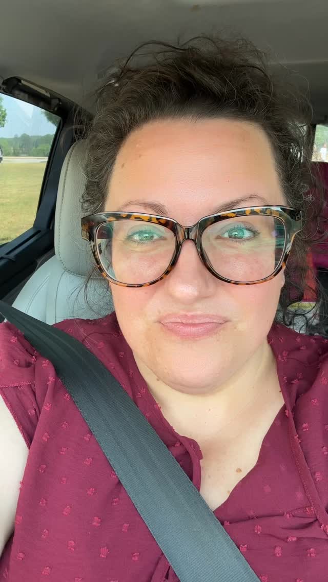If you’ve ever turned emotional avoidance into “personal development,” save this reel. You and your search history deserve honesty.
#mentalhealth #feelyourfeelings #mindfulness #mommentalhealth #momlife