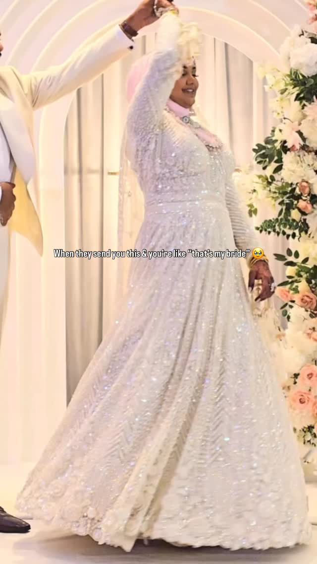 Hijab, hijab styling, veil & jewellery setting by us ✨
DM to secure your spot 💞
#modestfashion #hijabi #hijabtutorial #explorepage #wedding