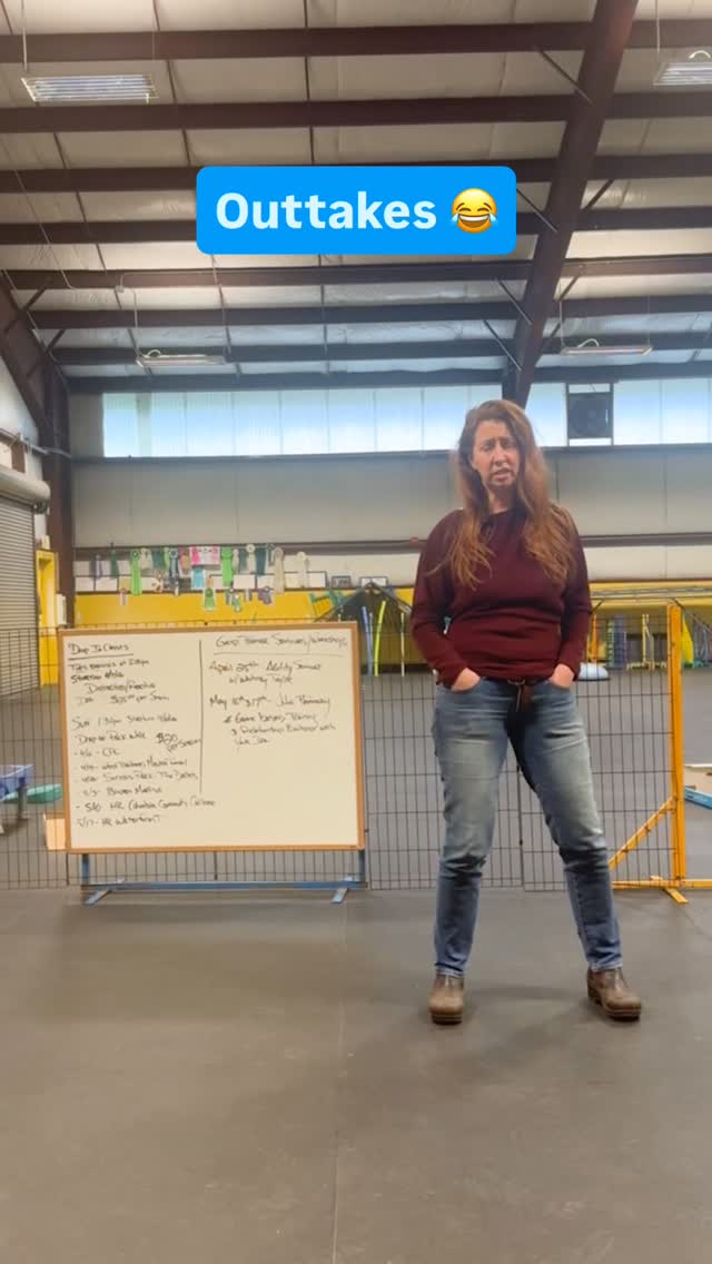 It’s not as easy as it looks! 😂
#outtakes #bloopers #hoodriver #dogtrainer