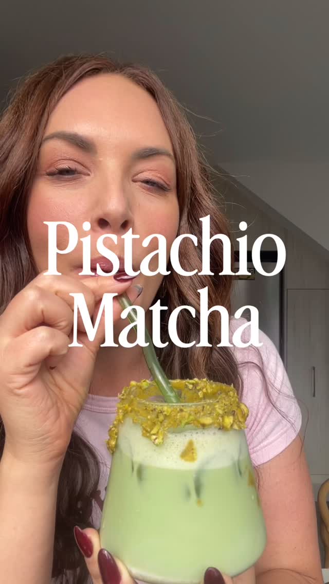 #pistachiomatcha #matchalover #icedmatcha #cleanenergy #healthcoach