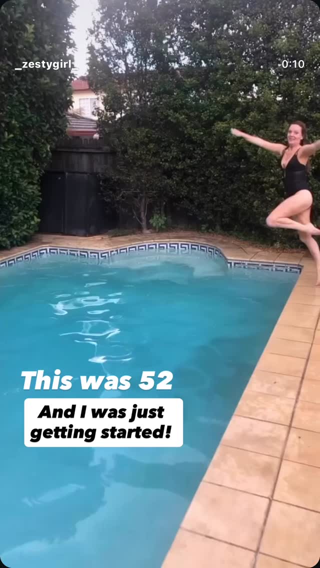 This was 52.
I didnāt feel āoldāā¦
but I didnāt feel fully me either.
Something shifted here.
Less worrying about what people think.
More doing things that feel fun, scary, and a little bit wild.
Jumping in the pool might seem small⦠but for me, it was bigger than that.
It was a moment of choosing life again.
Maybe weāre not getting oldā¦
maybe weāre just getting started š