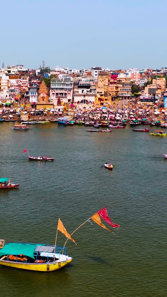 Haridwar, get ready!
12 April ko Punjab ka asli swaad aa raha hai tumhare paas.
Because every bite deserves to be khaas — only at Kulcha Patola. #kulchapatola #patakhapockets#haridwarfoodies#haridwardiaries #punjabiswag