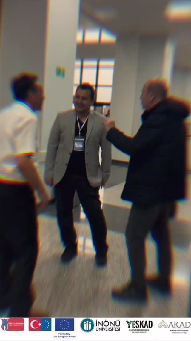 YESKAD olarak, gençlerimizin toplumsal meselelerde daha aktif rol almalarını ve dijital dünyada güvenilir bilgiye ulaşma becerilerini geliştirmelerini önemsiyoruz. Bu amaçla ortağı olduğumuz “Doğru Bilgi, Güvenli Gelecek İçin Gençlik Katılım Zirvesi” için geri sayım başladı!
Ankara’nın kalbinde gerçekleşecek bu zirvede; akademik dünyadan medya sektörüne, dijital strateji uzmanlarından sivil toplum temsilcilerine kadar pek çok değerli ismi gençlerimizle buluşturuyoruz.
Yenilikçi yaklaşımlar ve sürdürülebilir bir kalkınma vizyonuyla, gençlerimizin sesini daha gür duyuracağı bu etkinliğin bir parçası olmaktan gurur duyuyoruz.
📍 Konum: Ankara
🗓 Tarih: 16-17 Mayıs 2026
Geleceği birlikte inşa etmek için tüm gençlerimizi bu anlamlı buluşmaya davet ediyoruz.
#YESKAD #SürdürülebilirKalkınma #GençlikKatılımı #AnkaraZirvesi #ErasmusPlus
