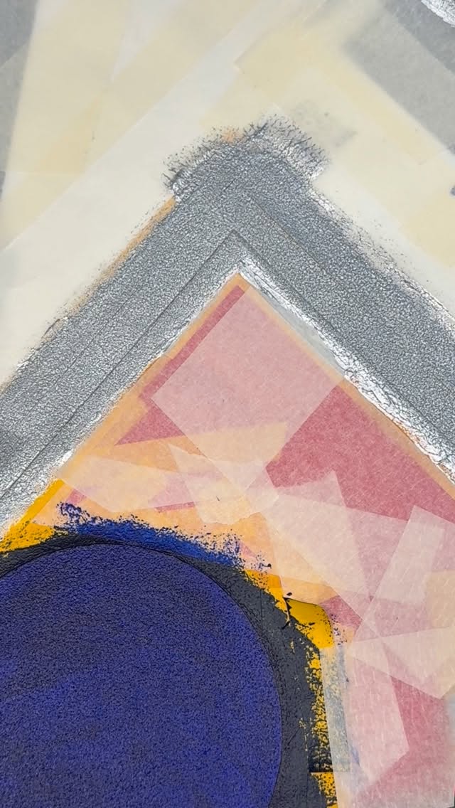 Blue, silver, red and white done 💙 🩶🤍♥️last colour to go on this soothing painting. Loving the lines and shapes on the map of this iconic London landmark. Follow for the final reveal coming up next!
#londonart #mapart #mapartist #contemporaryart