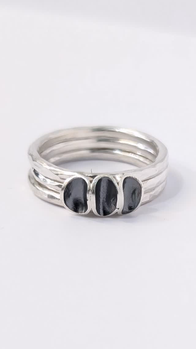 This gorgeous stacking ring was recently made for one of our customers in the perfect size by the wonderful Jenifer Wall
The majority of our rings can be made in the right size for you. We take care to measure your finger and then the ring is handmade to your specification.
We have lots of rings by a variety of designers in-store and many are on our website:
https://www.frannyandfiler.com/rings
Also check out the full collection we have from Jenifer Wall:
https://www.frannyandfiler.com/jenifer-wall-jewellery
@jeniferwalljewellery
#handmade #ring #contemporaryjewellery #silver #jewelleryshop