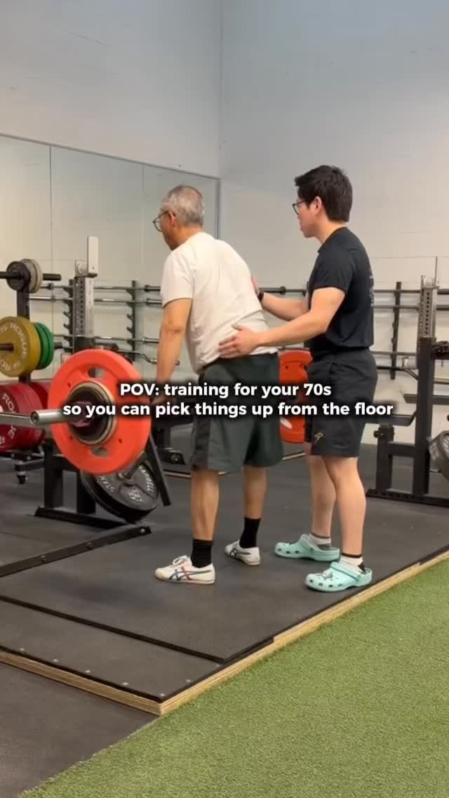 The seniors here are getting super strong 💪🔥
DM for more info!
#strengthtraining #seniors #markham #groupclass #longevity #painfree #musclebuilding