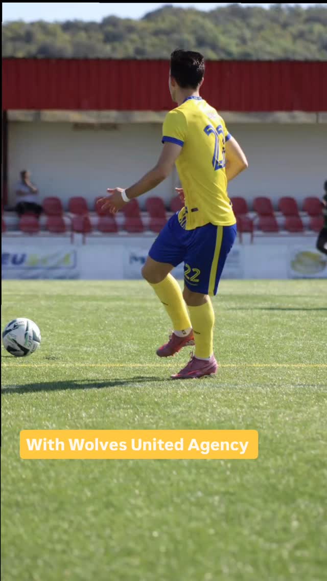 Bernardo Pereira, Náná, dominant left defender on the field. Now with Wolves United Agency #movingforward