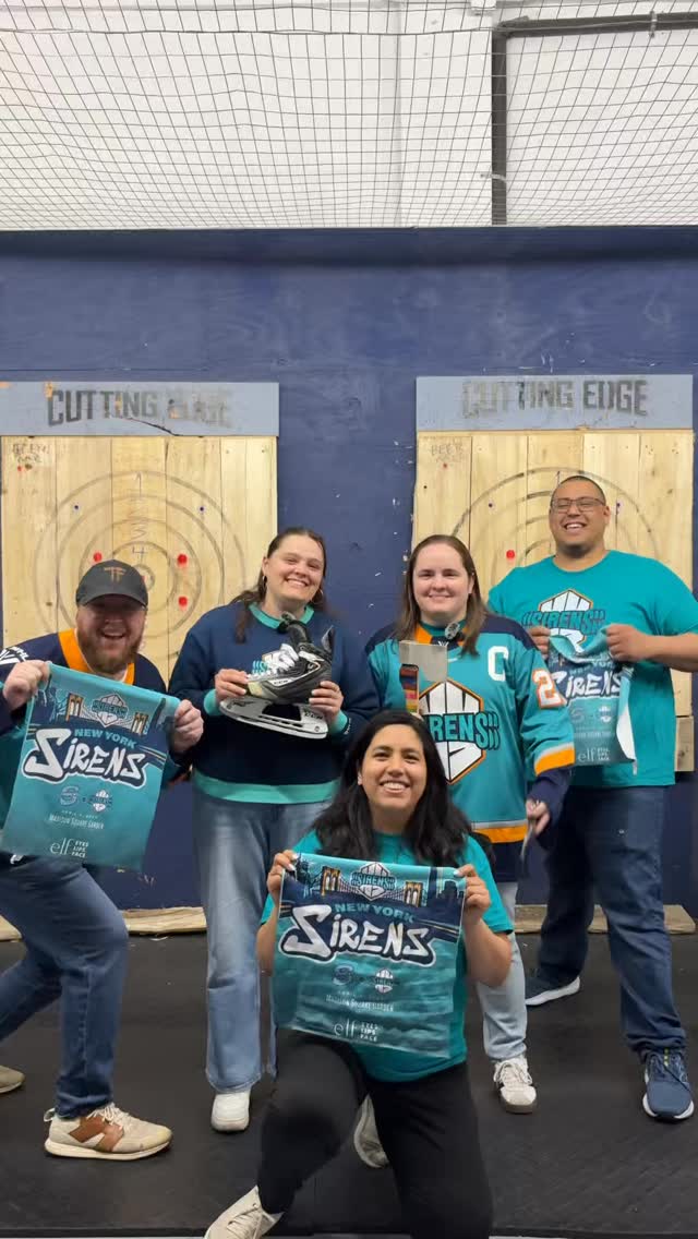 🚨 Hey NY Sirens!! 🚨 Come try axe and knife throwing!! Slide into our DMs! #pwhl #nysirens #pwhlsirens #everyonewatcheswomenssports