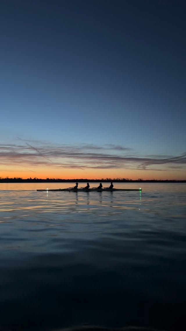 Beautiful sunrise row yesterday morning. The team is working hard for this weekend at Martindale Sprints. 🌅
#sunrise #rowing #trentoncrew