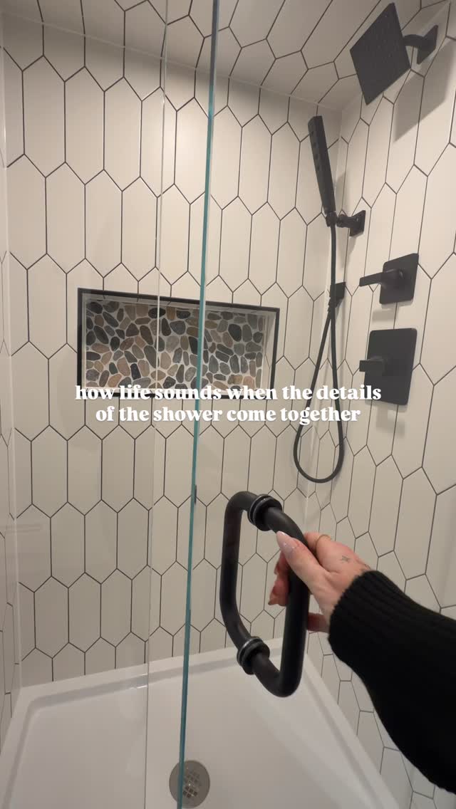 One of the MANY good feelings of each renovation project.
Thinking about redesigning your place? Our team is ready to do the heavy lifting, and reconstruction for you!
•
•
•
#homesweethome #homebuilds #renovationlife #homeprojects #renovation
