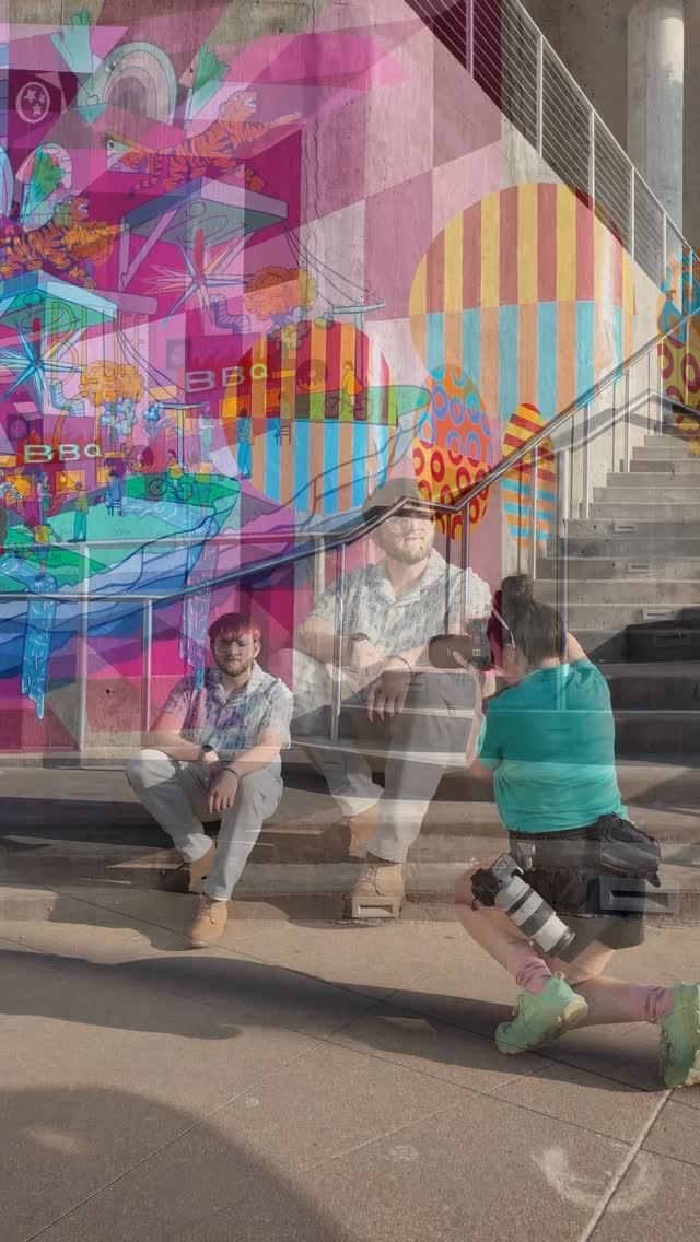 Memphis murals make every corner an adventure. Congratulations to @hiattgavin and all the 2026 grads!
#graduate #graduatephotos #graduationphotoshoot #memphisphotographer