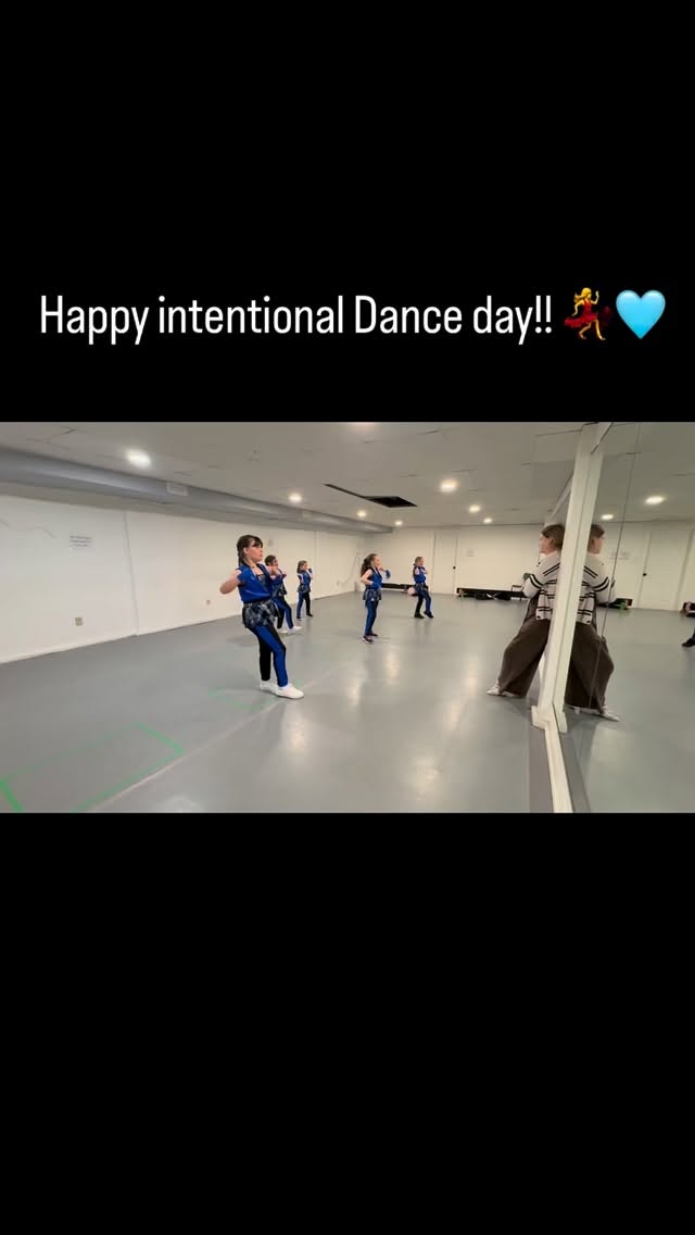 Happy International Dance Day 🌍✨
From first steps to full-out performances, every moment in the studio tells a story. We’re so proud of our dancers for showing up, working hard, and bringing their passion to life every single day. 💃🕺
Dance is more than movement, it’s confidence, expression, and community. And we’re so lucky to share it together. ❤️
#InternationalDanceDay #DanceFamily #LiveToDance #StudioLife