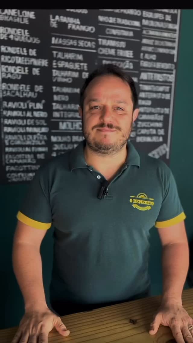 O Dia das Mães está chegando e já estamos aceitando encomendas de pratos especiais pra você celebrar essa data com muito sabor
Nosso cardápio completo está disponível nos destaques.
Ficou com alguma dúvida? Chama a gente! Nossa equipe está pronta pra te atender
Garanta sua encomenda e surpreenda quem sempre cuidou de tudo!
#MassasArtesanais #Divinópolis #minasgerais