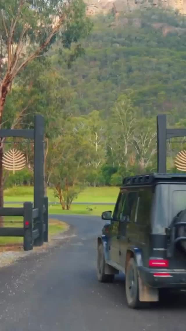 Not all luxury is defined by what’s added — sometimes it’s defined by what’s left untouched.
Set within the vast wilderness of Australia’s Greater Blue Mountains, Emirates Wolgan Valley, a Ritz-Carlton Lodge leaves most of its 7,000 acres to nature — wildlife, open landscapes, and uninterrupted space. 🌿
Opening mid-2026, this is for travellers drawn to stillness and a deeper connection to place.
Would you choose this kind of escape? Contact our team to start planning.
#JourneySouthTravel #LuxuryTravel #AustraliaTravel #BlueMountains #WildernessEscape #NatureTravel #LuxuryLodge #SlowTravel #BespokeTravel #BucketListTravel
