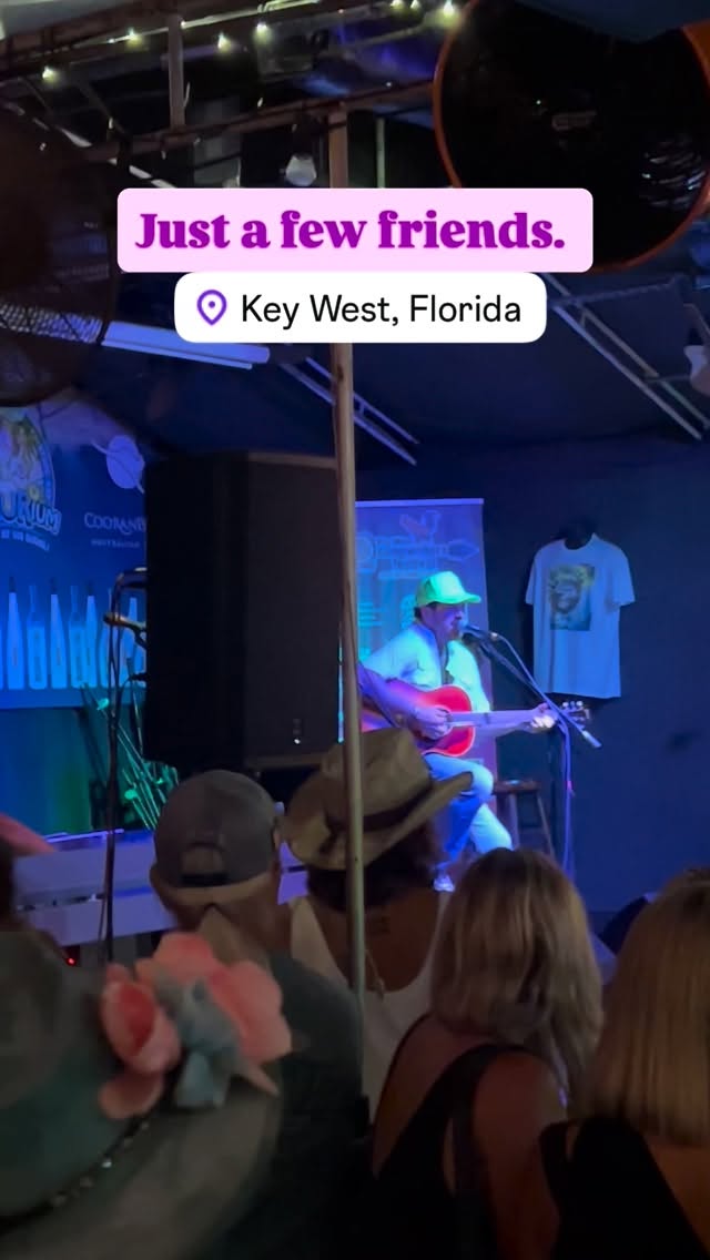 Key West, FL. No place like it on Earth. 🏝️
🎸 🎶 : @tylerreeve at the @keywestempourium
#keywest #keywestbound #florida #floridakeys #duval