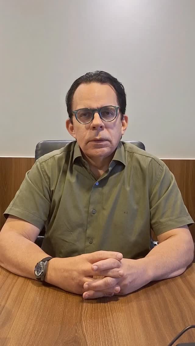 Entregamos nesta terça dia 28/04 o certificado de registro de decênio da marca GRUPO VIPER, que aumenta seu leque de proteção oficial®️ na classe 35 junto ao INPI - Instituto Nacional da Propriedade Industrial.
O Grupo Viper foi fundado em 1996, oferecendo terceirização de mão de obra nas áreas de limpeza especializada, portaria, recepção e supervisão. Atua com a resolução de demandas administrativas de condomínios residenciais e comerciais, com prestação de contas, cobrança, contabilidade, departamento pessoal, entre outros. Todo o trabalho exercido pelas empresas que formam Grupo Viper vem da busca pela excelência nos serviços prestados, alicerçada na ética e na satisfação de seus clientes.
Quem quiser conhecer mais, basta acessar suas redes sociais: @grupo_viper
Agradecemos ao Alexandre Guilhon que gentilmente depositou confiança em nosso trabalho e desejamos muito sucesso.
⠀⠀
#marcasepatentes #marcas #patentes