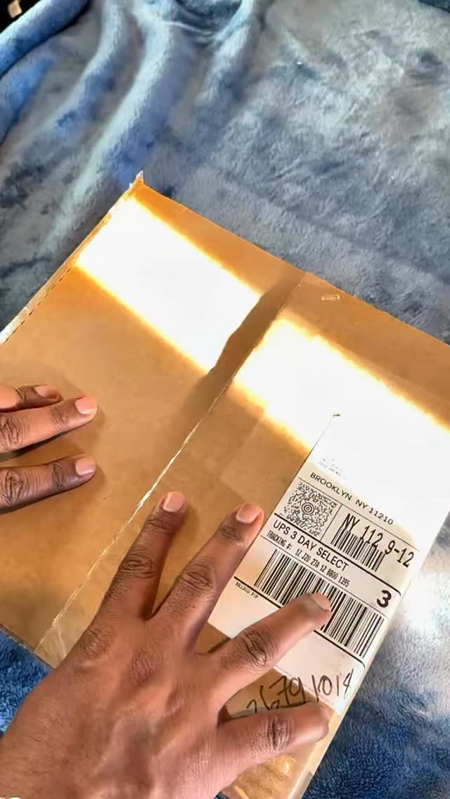 📦 Holy care packages Batman! 😮 Our Music Family has been so generous to The Funktastics over this last year it’s been beautiful. Thank You Z for these very thoughtful gifts! We really appreciate it! ❤️ Barsheem + Tauros = The Funktastics 📦 If anyone would like to send anything DM us for our address. #giftbox #carepackage #musicfans #sweettoothsong #explorepage✨