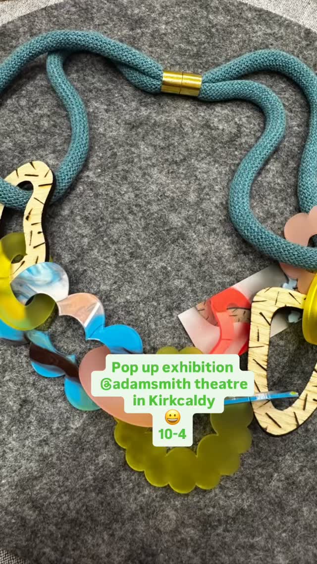 Yay pop up exhibition @adam_smith_theatre with @centralfifeartistscollective
Sat & Sun 10-4pm come along a see & support local artist & designers #handmade #jewellery #colour #textures #creative