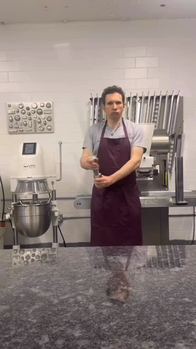 May the Force be with you!
Beware of the dark side… that s why the light saber is in milk chocolate 😝
The real purpose of getting all this equipment to make molds… to do my own light saber I can eat 🤣
For the geek side of my followers… whom light saber is it!?
Enjoy
#maythe4thbewithus #maythe4th #chocolatelightsaber