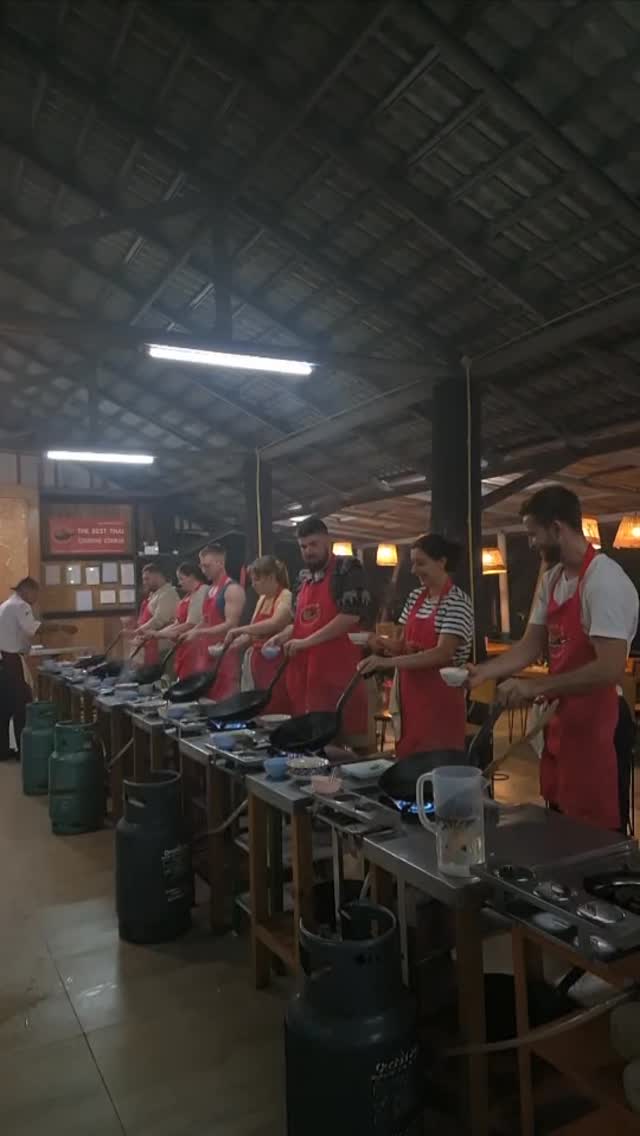 Firecooking at @thebest_thaicookingcourse
#chiangmai #thaifood #thai #thaicookingcourse #activities