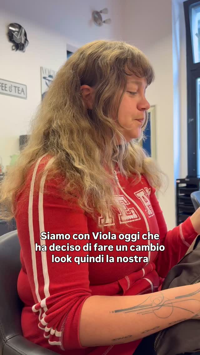 NEW LOOK per Viola 😍👩🎨✂️
📍Via Bullona 1, Milano
#parrucchierimilano #milanhair #corsosempione #blondehair #cambiolook