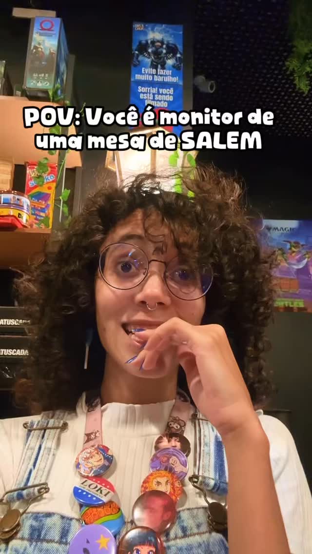 POV: você é monitor de uma mesa de Salem 👀
É só caos, blefe, dúvida e amizade sendo testada o tempo todo 😭
Se quiser viver isso com a sua galera:
💚 Caverna — R$20/pessoa pra vir jogar conosco
🏠 Ou aluga Salem e leva pra casa
Salem é só o começo… 😏🎲 #pov #feiradesantana #boardgame #salem