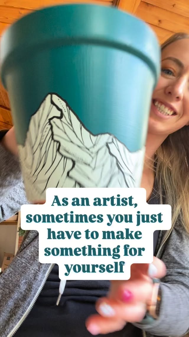 While I use all the gear I put designs on, I rarely keep something like this for myself. But occasionally I’ll create something that is hard for me to part with, especially when I always have more plants that need repotted.
I do have little pots with mtns on them available. Send me a DM if interested since they’re not posted on my website.
#paintedpot #succulentaddict #idaho