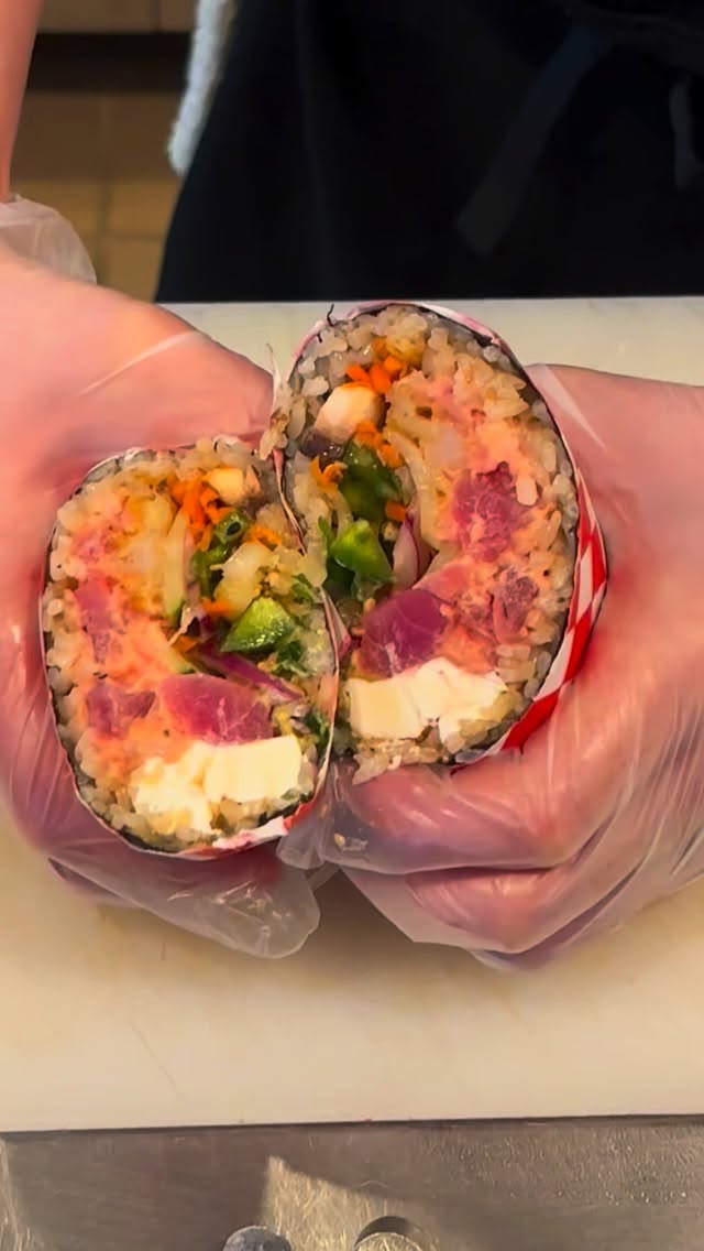 #houstoneats #sushiburrito #cypresstx #umakisushiburrito #sushilovers