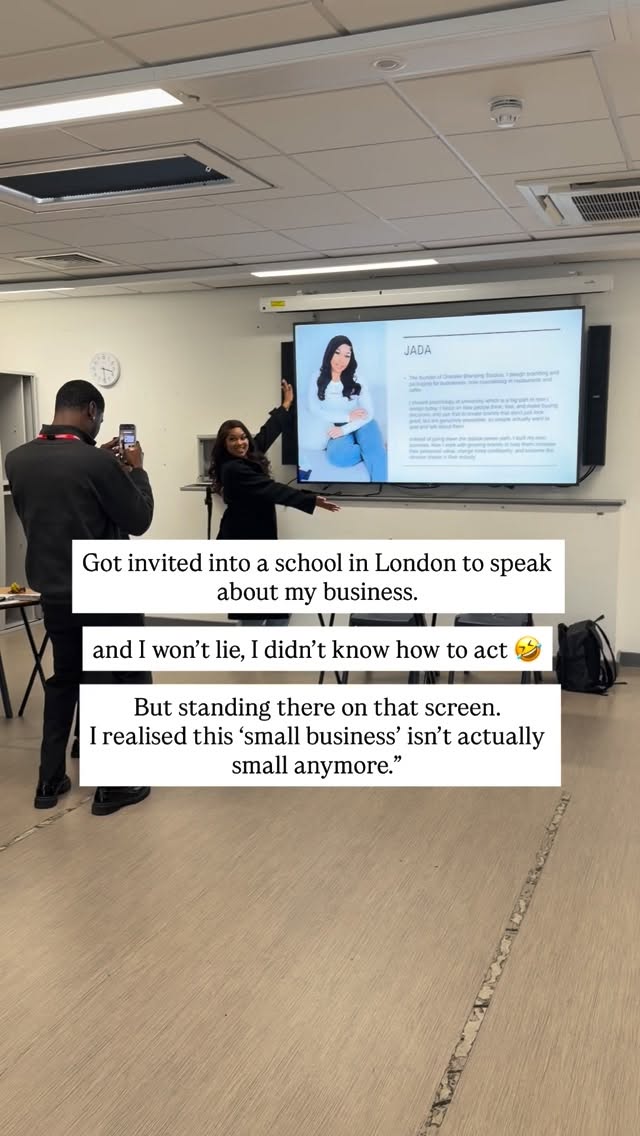 Shout out to me, for chasing my dreams 🥹
#publicspeaker #visualidentitydesign #logodesigner #branddesigner #businessgrowth