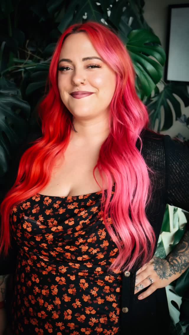 It’s the queens Anniversary!
Can we take a moment and give @korenlcartwright lots of love.
A amazing leader.
A talented stylist.
The cream of the crop.
The best mom.
The best business partner.
A true on of a kind.
We are so lucky to have you in our lives ❤️
We are so grateful for you.
We love you.
#salonvoelincoln