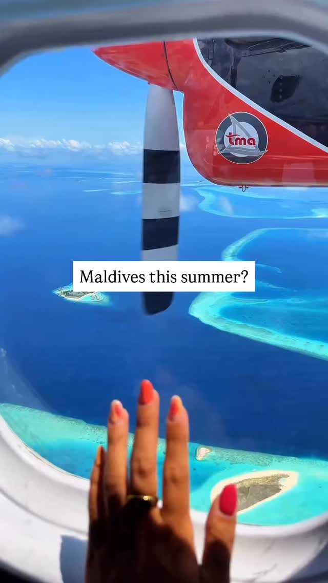 Slow mornings with an ocean view, cotton-candy sunsets, and the soft rhythm of the waves as your only soundtrack 🌊
Drop a 😍 in the comments if the Maldives is on your 2026 bucket list!
📹 takemyhearteverywhere
#uniquegetaways #dreamescape #maldivesresorts #lovetotravel maldiveslovers