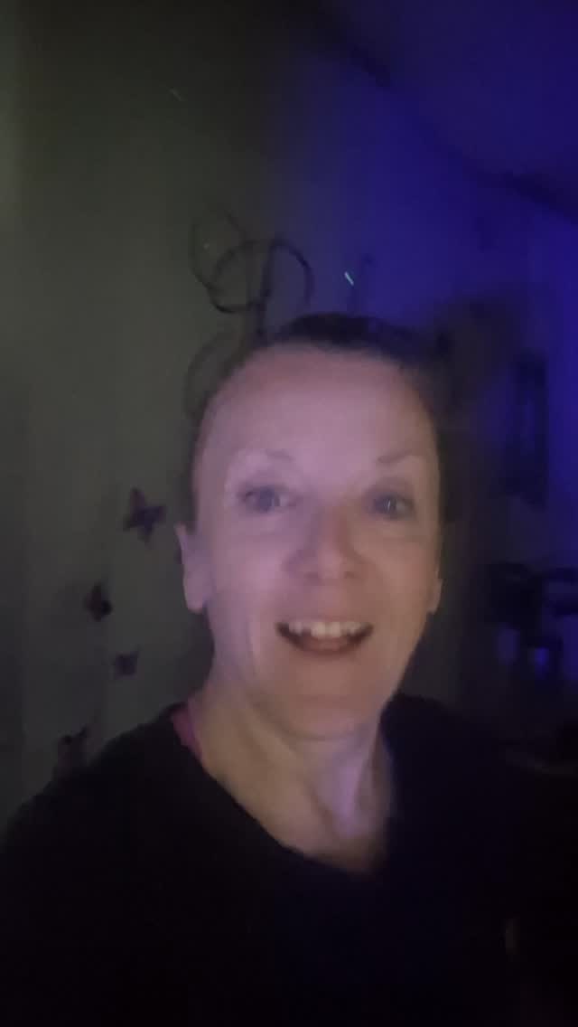 Friday Round Up
Thanks to everyone who joined me this week
Have a lovely weekend x
✨ LIFT & LENGTHEN ✨
Strength training + Pilates = the perfect combination 💪🧘♀️
Build strength. Improve posture. Tone and define. Increase flexibility. Move with more confidence and less stiffness.
This isn’t about punishing workouts or endless cardio… It’s about creating a strong, capable body that feels GOOD. 🙌
Whether you’re brand new to weights or wanting to feel stronger and more toned without feeling overwhelmed, this is for you ❤️
Expect: ✔️ Short effective workouts ✔️ Beginner-friendly strength training ✔️ Pilates-inspired movement ✔️ Core, mobility & flexibility ✔️ Feel-good energy ✔️ Support & accountability
Perfect for women 40+ who want to feel stronger, leaner, more energised and more confident in their body ✨
🔥 Starts 11th May 📲 Online 5-Day Programme 👉 Book now: www.bookwhen.com/andreagaynor
#LiftAndLengthen #PilatesAndStrength #WomenOver40Fitness