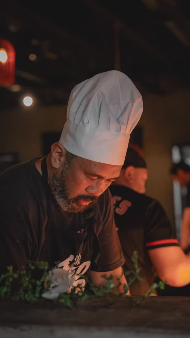 Last day yall, come get these delicious creations by Chef @mike.arquines of @mostracoffee !!!
.
.
.
#commontheory #mostracoffee #collab #sandos #fire