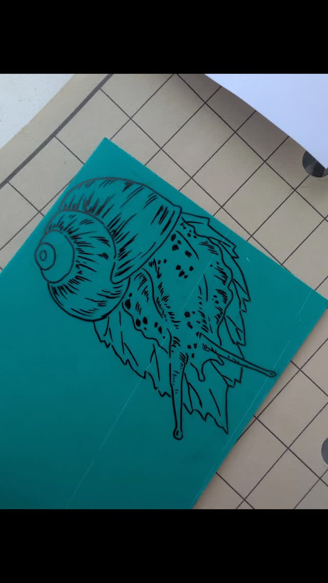 Ich hab's getan... Hab mich am linoldruck erprobt. Es fällt mir noch wahnsinnig schwer und ich muss mich mega konzentrieren, aber gar nicht so schlecht fürs erste Mal.
#linolartwork #animalart #myownartology