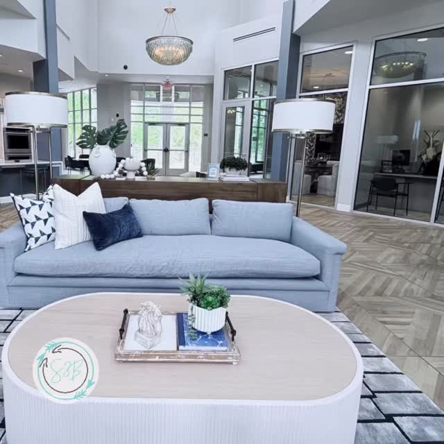 That’s a wrap on this lake beauty! Such a fantastic opportunity and client. A dramatic transformation!
#ospreyatlakenorman #multifamilydesign #multifamilyhousing #amenitiesdesign #lakelife
