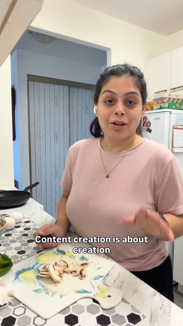 Content creation is a wealth creation
Are you taking your business to the next level by showing up on social media especially when everything digitalized?
We are in era when everything is digitalized
Are you taking advantage of this technology or you are still thinking? 🤔
If not then what’s holding you back?
Let me know in the comments 👇🏻
#theanamnaeem #brandstrategy #personalbranding #wellnessbranding #contentmarketingstrategy