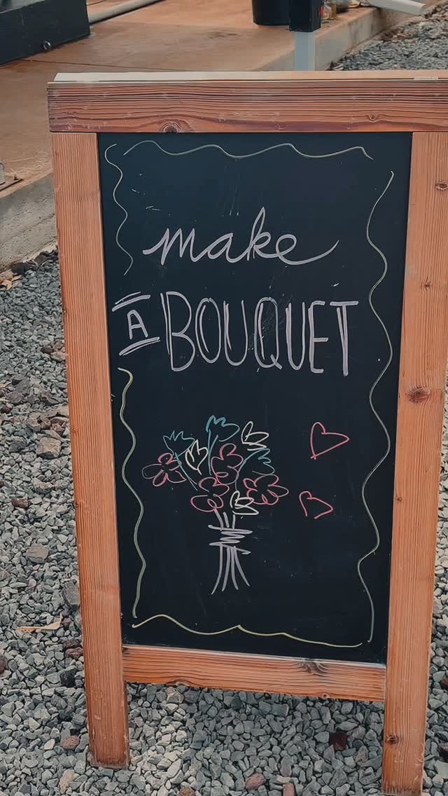 Mother’s Day at the farm was a beautiful thing. Flowers, brunch, and all the men serving in kids ministries 🥰 Giving all the mamas a nice break.