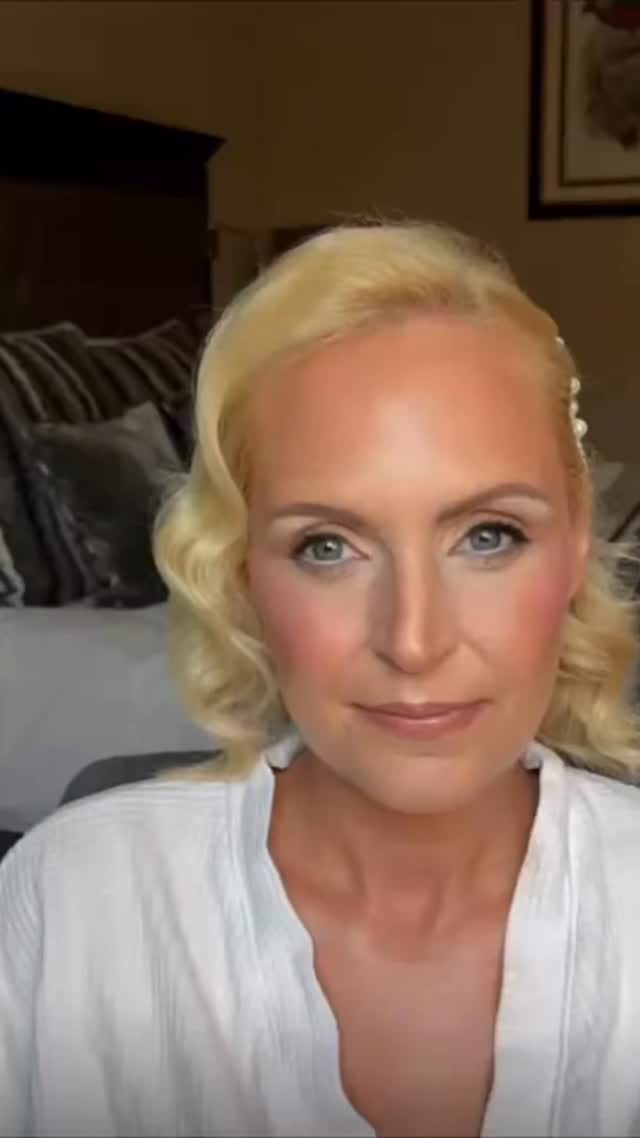 The kind of transformation that still feels effortlessly you ✨
Soft waves, radiant skin, and timeless glam designed to enhance natural beauty in the most refined way.
There’s something so special about watching the confidence appear with the final look 🤍
Alison PetitjeanBridal Hair & Makeup Specialist
#bridalhairandmakeup#bridalmakeupartist#bridalhairspecialist#softglammakeup#luxurybridalglowingskinmakeupbridalbeautysoftwavesbridalhairinspo