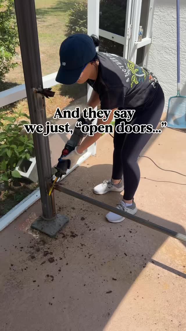 They say we just open doors... but sometimes we’re the cleaning crew, landscapers, and yeah... I’ve been known
to touch up some paint a time or two. 🛠️
#realestate #listingprep #realtor #flrealestate
