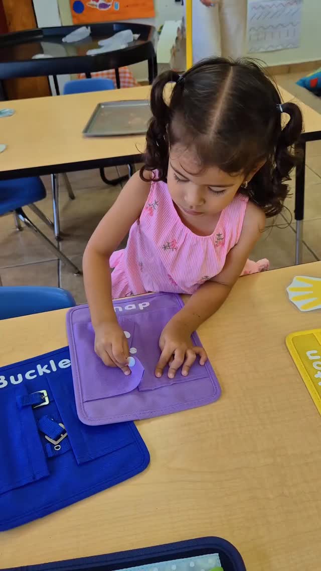 In Nursery, the smallest moments build the strongest foundations.
Through everyday routines like dressing, washing hands, combing hair, and buckling up, our little pups grow in independence, confidence, and the executive function skills that support their learning journey.
#activelearning #DiscoverySchoolTegucigalña
