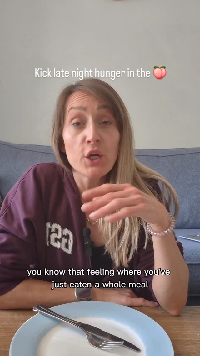 We've all been there Boo, no judgement here!
But if late-night snacking is kicking your butt, this simple trick will give you back control and send your snacking....packing π
No more deep-throating Pringles at 9pm π
Follow @hannahjoyfitness for more simple tips for fatloss and fitness (along with a good dose of swearing and innuendo π)
#fatlossover40 #girlswholift #girlswhotrain #personaltrainerforwomen #fatlossjourney