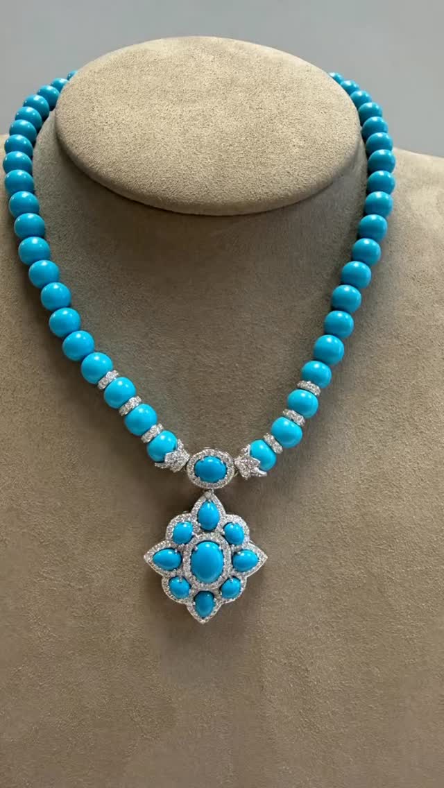 Ocean blue that feels like summer on your skin šāļø
This breathtaking turquoise necklace pairs vibrant ocean-blue turquoise with shimmering natural diamonds for the ultimate statement of effortless luxury. The bold pendant adds just the right touch of elegance and resort glamour.
The piece that instantly elevates every summer look ā from yacht days to sunset dinners. šāØ
At Alper Jewelry, we believe fine jewelry should make you feel unforgettable the second you put it on.
#turquoisejewelry #SummerJewelry #jewelryaddict #DiamondNecklace #LuxuryJewelry