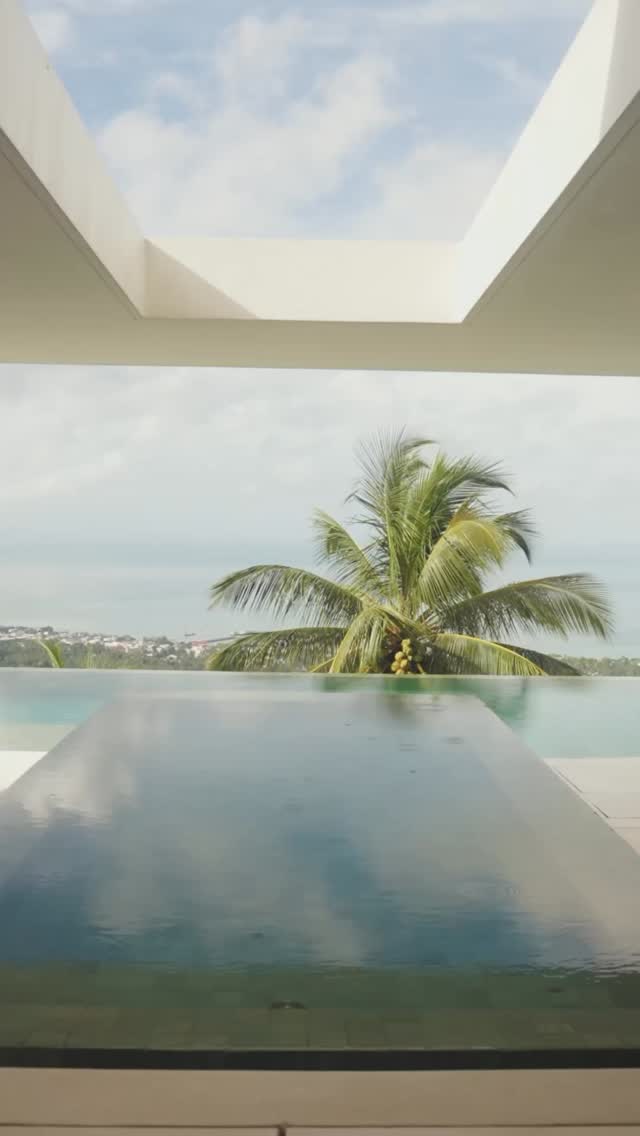 A day well spent 🌞
Lounge by our infinity pool, take a refreshing dip and let time slow to island pace.
#LimeSamuiVillas #KohSamui #KohSamuiVillas #Thailand